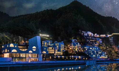 The City On The Cliff