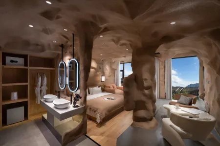 Xingshantang Guesthouse Отели в г. Либо