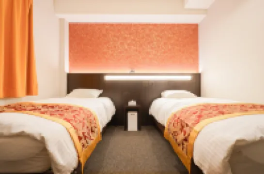 เพิร์ล สปริง โฮเทล