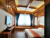 Kaiman Platinum Hotel (Xinduqiao Gongga Snow Mountain Viewpoint Branch)