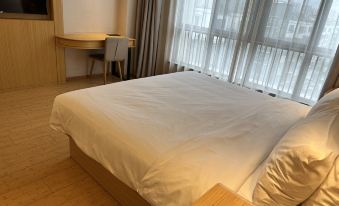 Ji Hotel (Zhenjiang Zhufang Road)