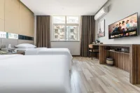 Durian Candy Select Hotel (Zhenjiang South High-speed Railway Station)