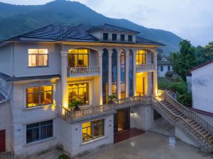 Meiyuan Zhuhai Changxing Homelike Light Luxury Holiday Beauty Villa