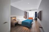 H MｕＦengHotel (Xuchang Liuyi Road Fat Donglai Times Square) - parkir