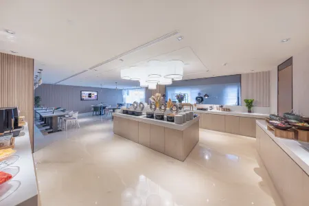 Atour Hotel Nanjing Jinma Road Metro Station Отели рядом с достопримечательностью «Nanjing University of Science and Technology Zijin College»