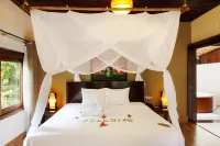 Diamond Bay Resort & Spa Hoteller i Phước Đồng