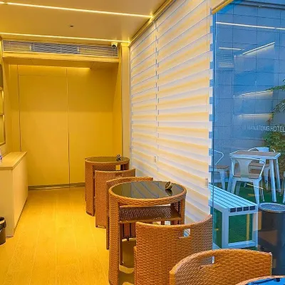Manjitong Hotel (Jinjiang International Airport Century Park) Hotels near Jinjiang Wulin Traditional Village