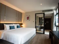 SAM E Hotel Bangkok Sathorn Hôtels à proximité de : Station de BTS-Surasak