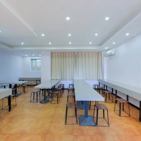 Shankee Tea Style Hotel (Old Town Scenic Area)