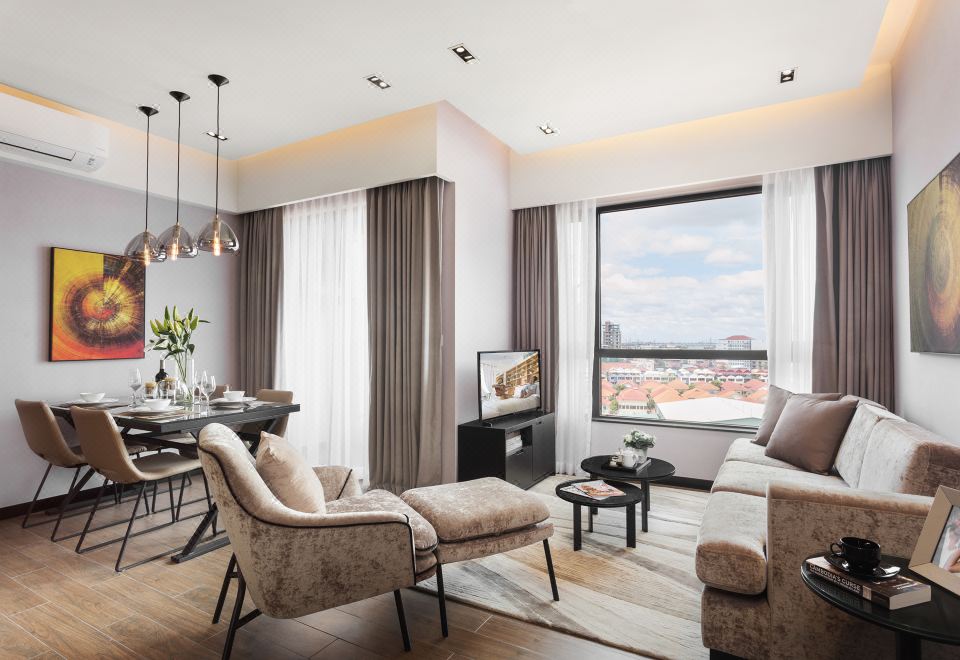 2. 서머셋 노로돔 ..