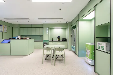 Hi Inn (Shanghai The Bund East Nanjing Road)