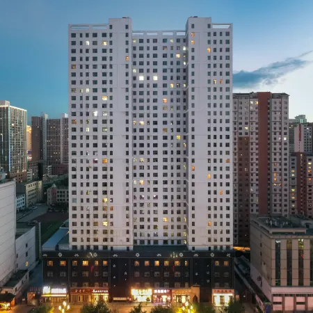 Chao Man Hotel (Xining High-Speed Railway Station & Xia Nan Guan Night Market)
