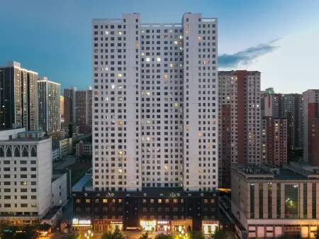 ZMAX Hotel (Xining Railway Station Branch) Отели рядом с достопримечательностью «Huangle Park»