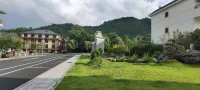 WUGONGSHANLVANJUHOMESTAY - Mountain view