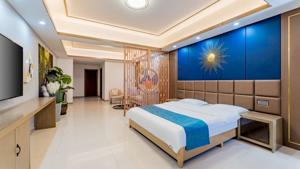 Lanjing Apartment Hotel