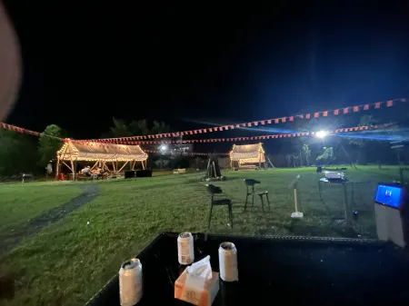 Yingxi Peak Forest Corridor Cuiying Residence Отели рядом с достопримечательностью «The Fenglin (Rock Forest) Jiuchongtian (“Ninth Heaven”) Scenic Area»