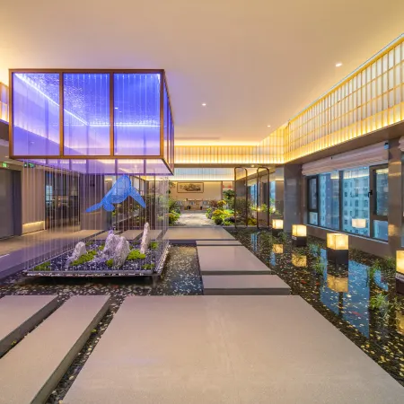 Lanou Hotel (Huaxian Wenming Avenue Branch)