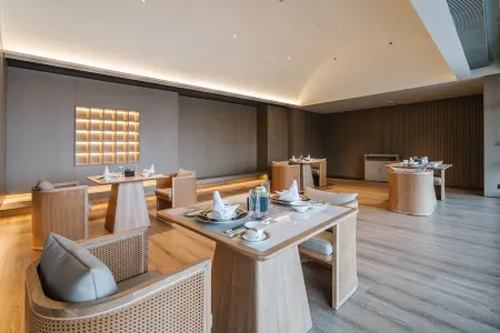 Yunmu Hot Spring Resort Отели рядом с достопримечательностью «Yunzhonghe Hot Spring Tourist Resort»