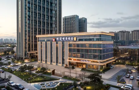 Journey Beauty Hotel (Fuxing Road Branch) Отели рядом с достопримечательностью «Baoding University»