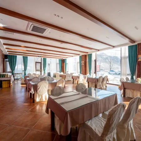Benxi Wujie Lohas Xishuilou Hot Springs Vacation Apartment