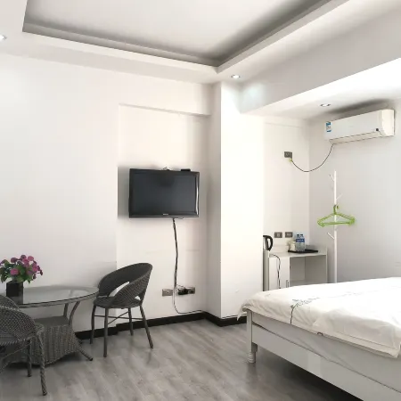 Luliang Yunxiang Hotel