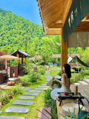 Colorful Xiangyun ·Aloha Shan Ye Sky Terrace Forest Mountain View Hotel Hotels near Maoxi Conference Site