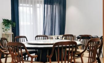 Listen to sea small building homestay