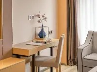 Yishang Hotel (Guangzhou Yuexiu Park Metro Station Beijing Road Pedestrian Street) Hotels near Five-Ram Statue