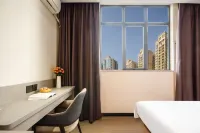 Yiduo Hotel (Qinzhou Nanzhu Avenue Niannianfeng Plaza)
