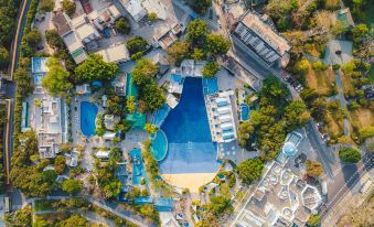 Santorini Hot Spring Resort