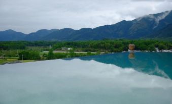 Huangshan hongcunTanhouse Hot Spring Resort