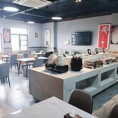 Vienna Hotel (Wangjiang Leiyang Road Branch)