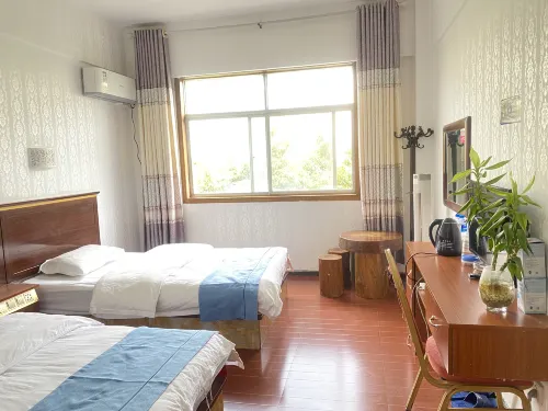 Shiji Jinyuan Business Hotel