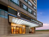 Lavande Hotel (Guilin Gaotie Beizhan Zhonghao Guoji) Hotel dekat Jinshan Scenic Spot