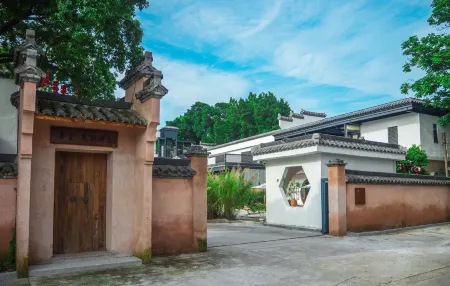Xishe Zen Garden Отели рядом с достопримечательностью «Qingyun Temple»