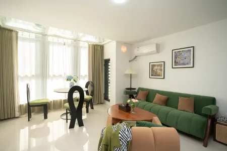 Shangya Light Luxury Hotel Chengdu (Global Store) Отели рядом с достопримечательностью «Niuwang Temple»