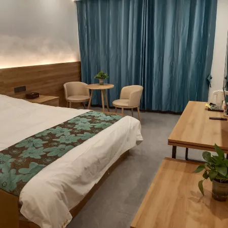 Funan county Hongpeng hotel