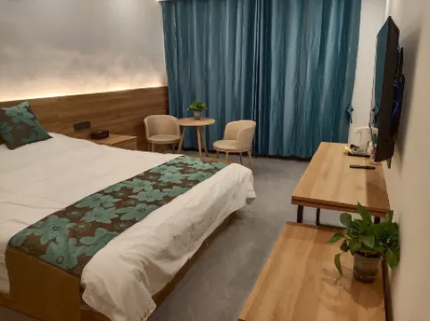 Funan county Hongpeng hotel