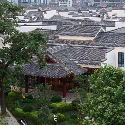 LANDISON WANXIANG HOTEL GUMIE Hotels near Dananmen Historic District Buildings (Wang Jinsheng Residence)