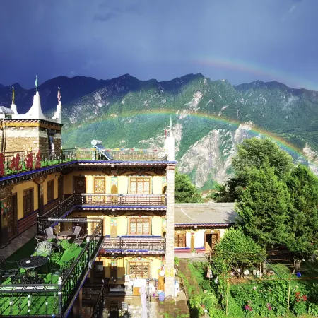 Danbading Shengjing Hotel (Jiaju Zangzhai No.5 Observation Deck)