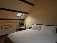 Shanghai Front and Back Courtyard Boutique Hotel (Outlets Store) Hotels near BAILIAN OUTLETS PLAZA(QINGPU·SHANGHAI)