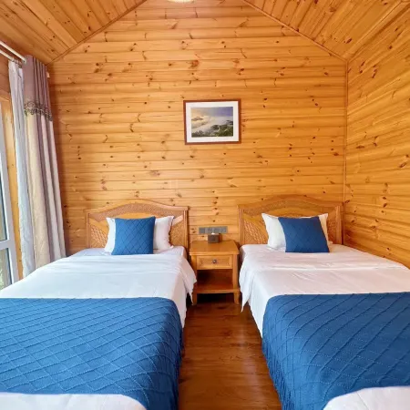 Dabieshan Camping Park Hotel Hotels in Xin County