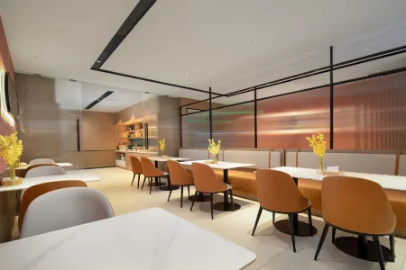 ECHARM Hotel (Guangzhou TaiKoo Hui Huashi  Subway Station )