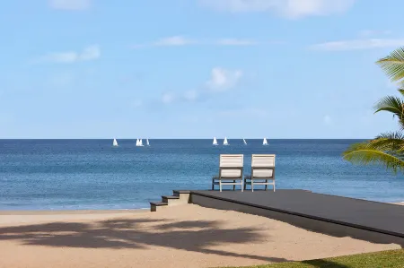 Trinco Blu by Cinnamon Отели рядом с достопримечательностью «Аппувели Бич»