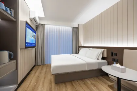 HanTing Hotel (Beijing Wanfeng Road Qilizhuang Subway Station)