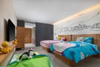 UrCove by HYATT Nanjing South Railway Station - Family