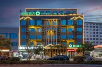 Kee Royal Hotel (Dengzhou Hua Chau Academy Store)
