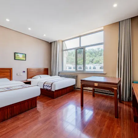 Zhuozi Grassland Holiday Hotel
