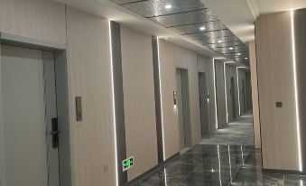 Mangya Xingji Quality Hotel (Lenghu Town)