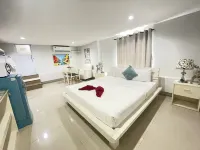 Chic Hotel  Suratthani